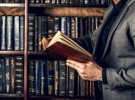 الفلسفة والاستعمار رحلة معرفية في أفكار أنكاتل ـ دوبرون