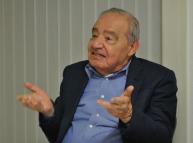 تأثّر الآراء القرآنيّة لمحمّد شحرور بالمنهج التاريخي الاستشراقي ونقده