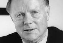 وليام روجر لويس